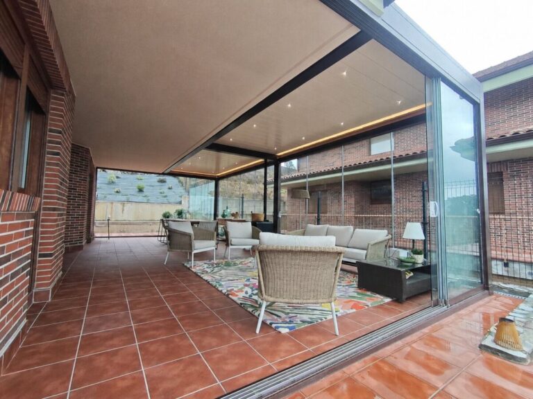 New Habitat Cerramientos - Cortinas de cristal en Bilbao: Instaladores…